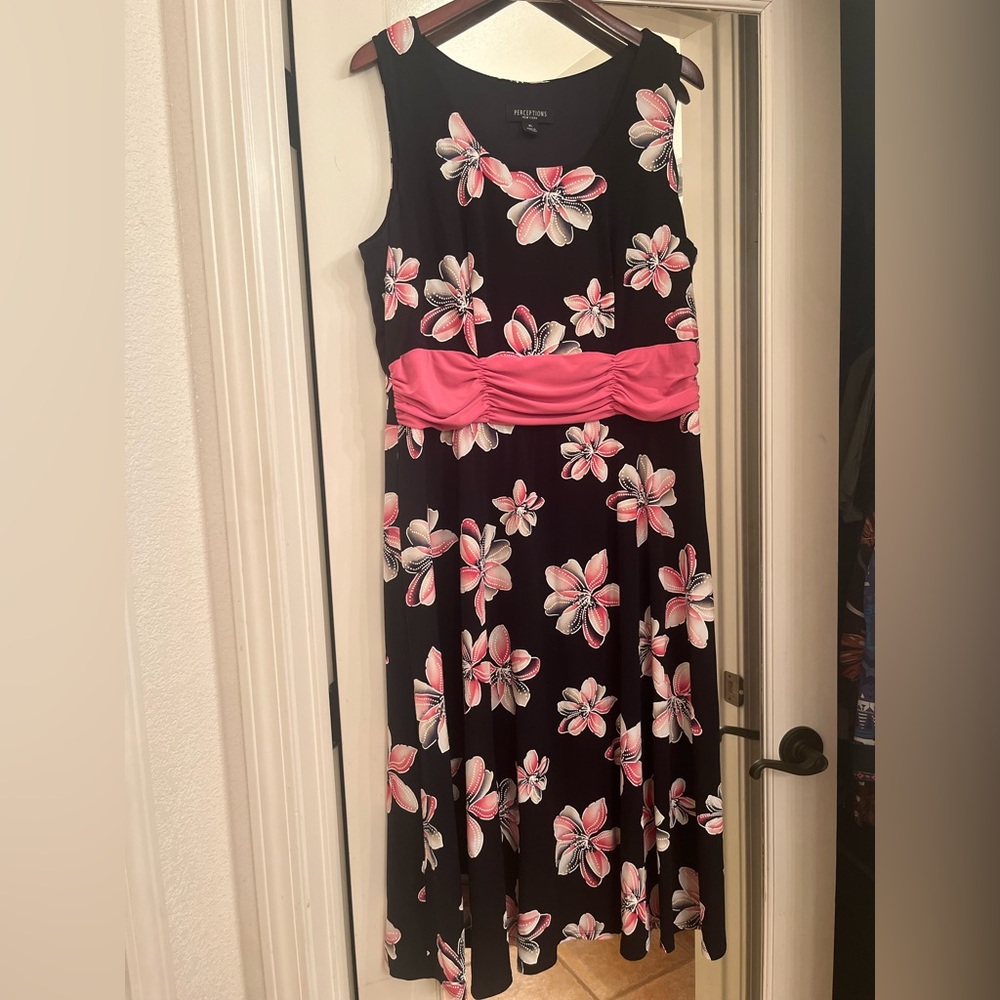 PERCEPTION NEW YORK FLORAL DRESS (XL)